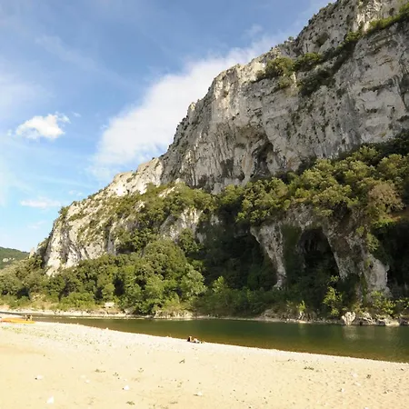 캠프장 Camping La Rouviere Chame